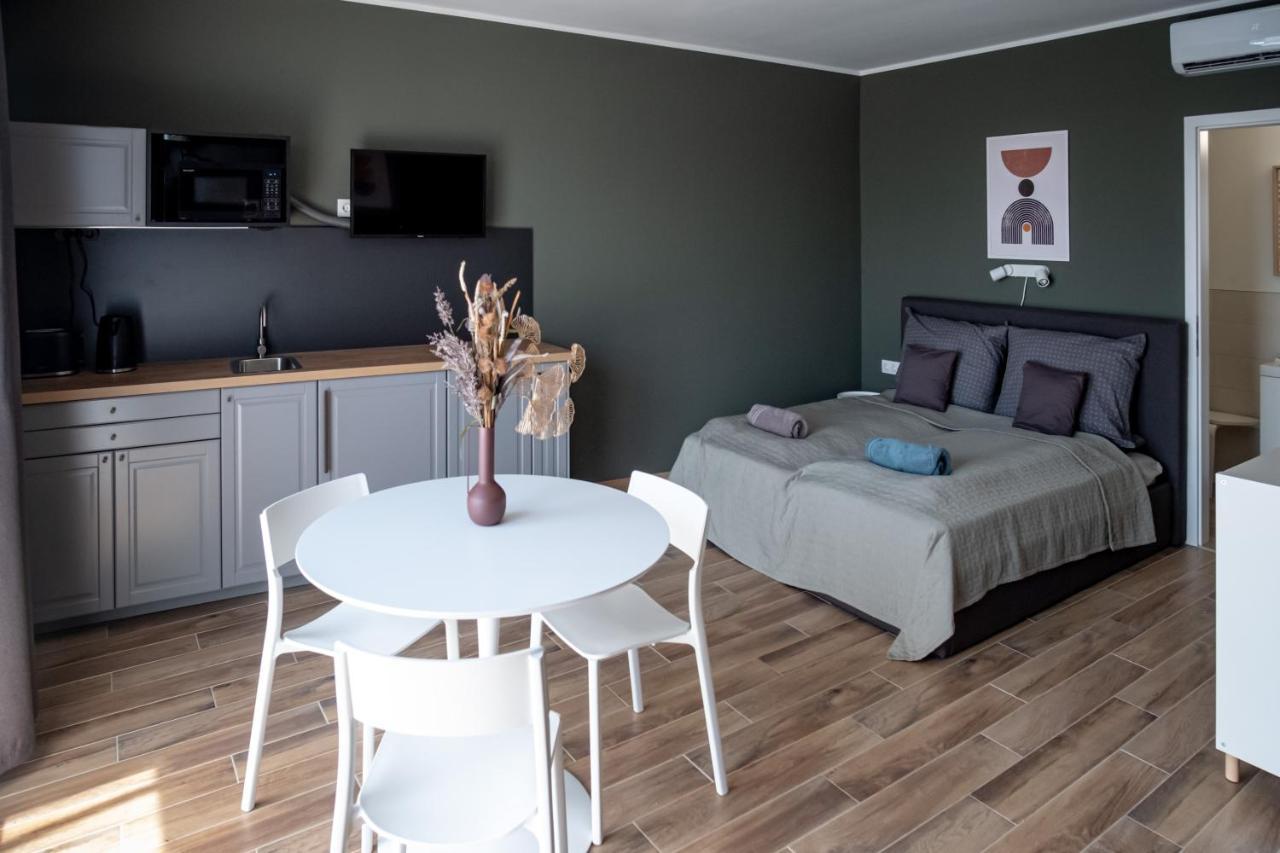 Griff 2. Apartman Печ Экстерьер фото